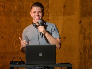 DJ CULLEN - ARIZONA WEDDING DJ